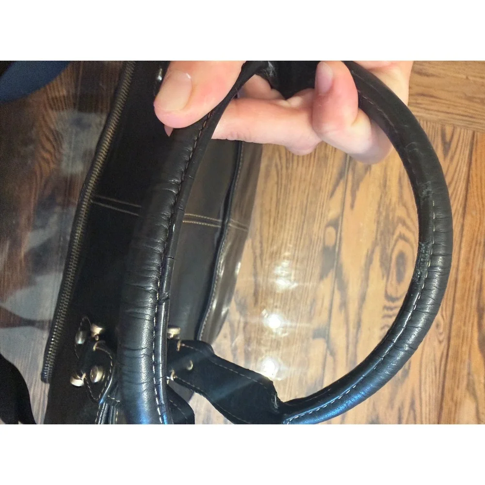 Liz Claiborne Messenger Bag Womens Large Black Leather Crossbody Laptop Satchel